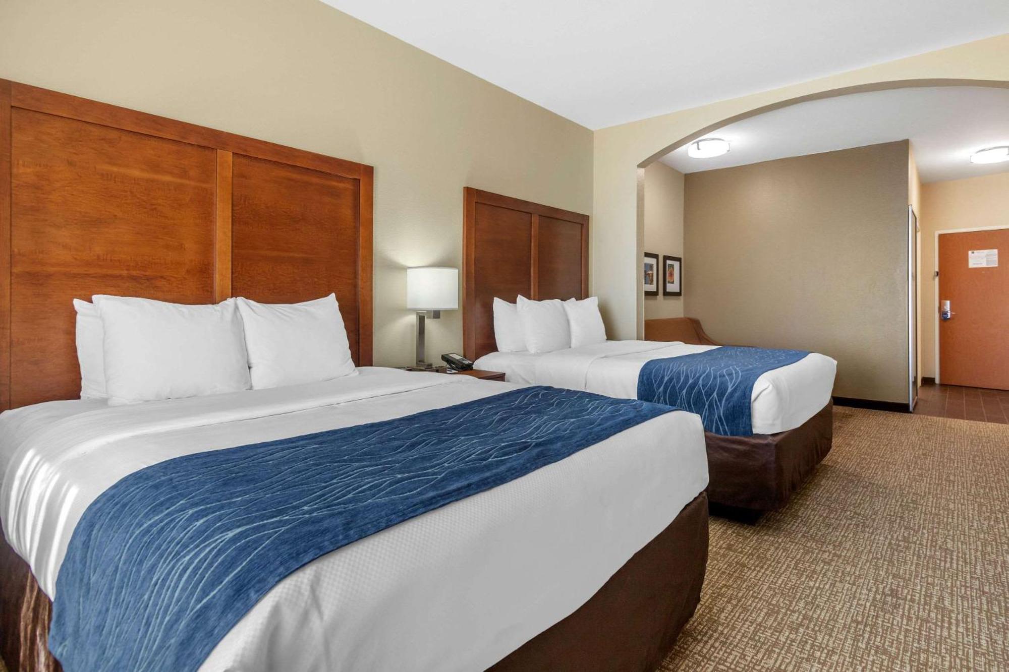 Comfort Inn & Suites Glenpool Экстерьер фото